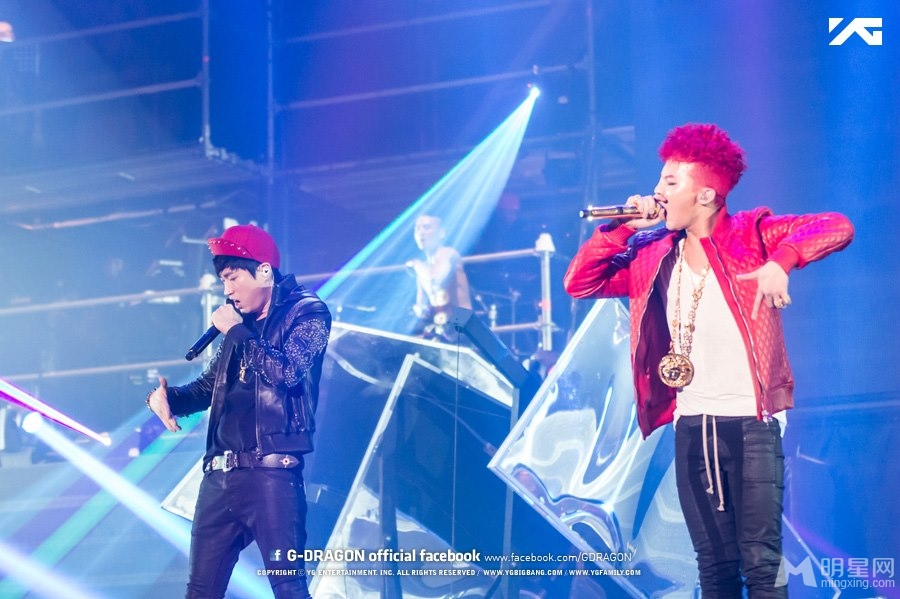 点击大图看下一张：权志龙G-Dragon世界巡回演唱会首尔站(2)