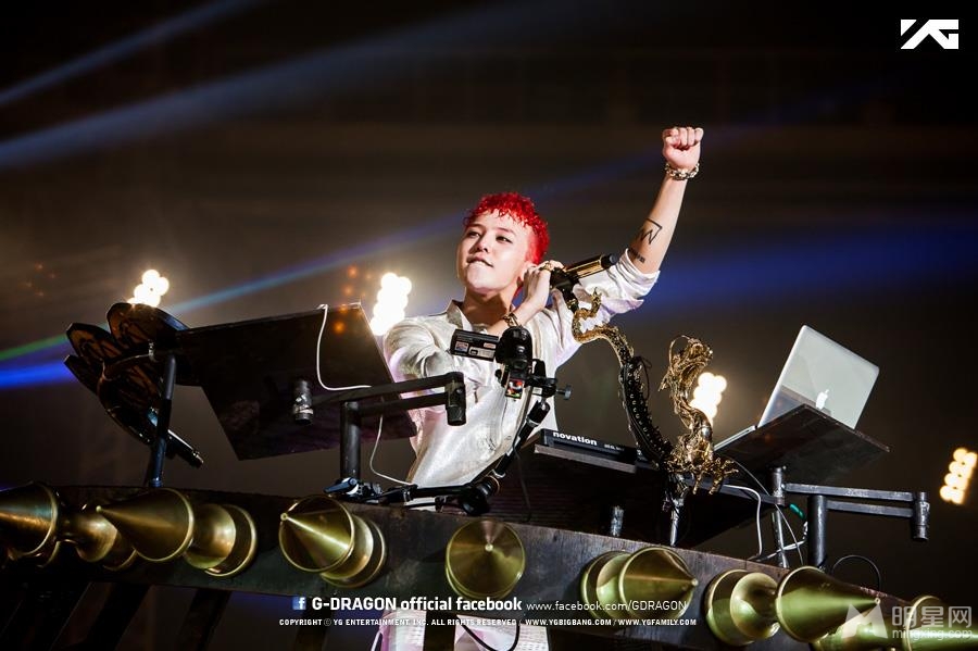 点击大图看下一张：权志龙G-Dragon世界巡回演唱会首尔站(5)