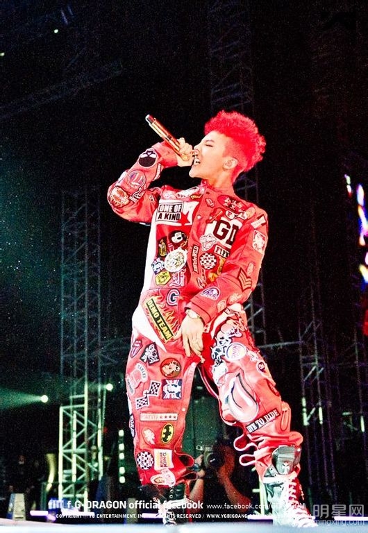点击大图看下一张：权志龙G-Dragon世界巡回演唱会首尔站(3)