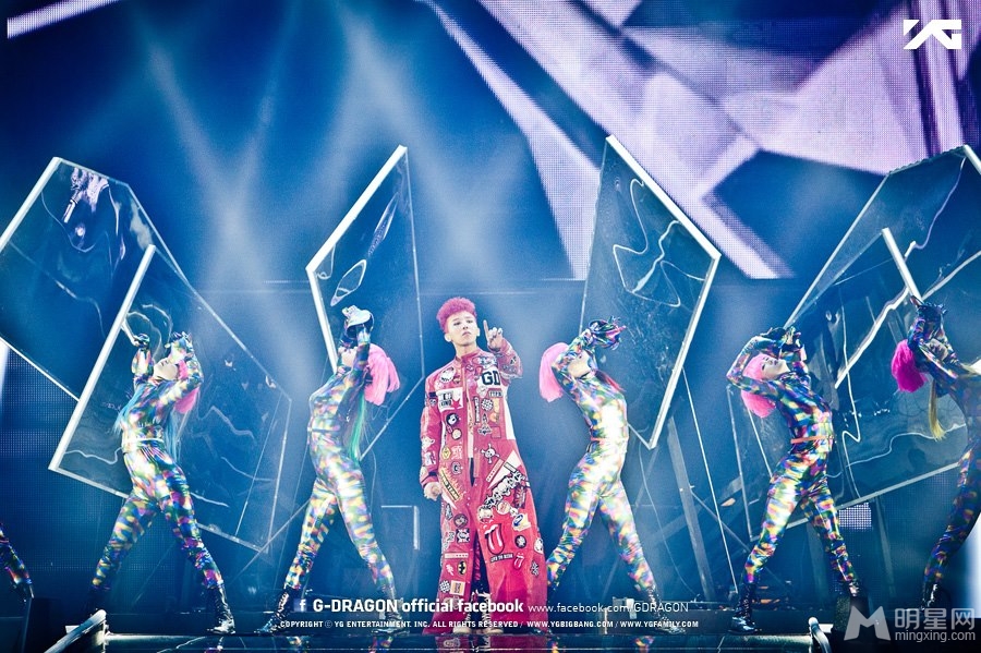 点击大图看下一张：权志龙G-Dragon世界巡回演唱会首尔站(4)