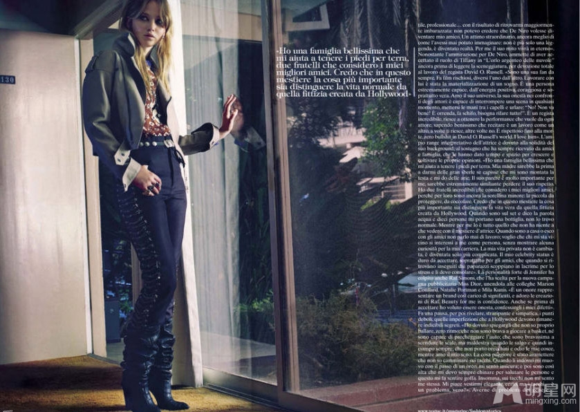 点击大图看下一张：詹妮弗·劳伦斯登意大利版Vogue杂志(5)