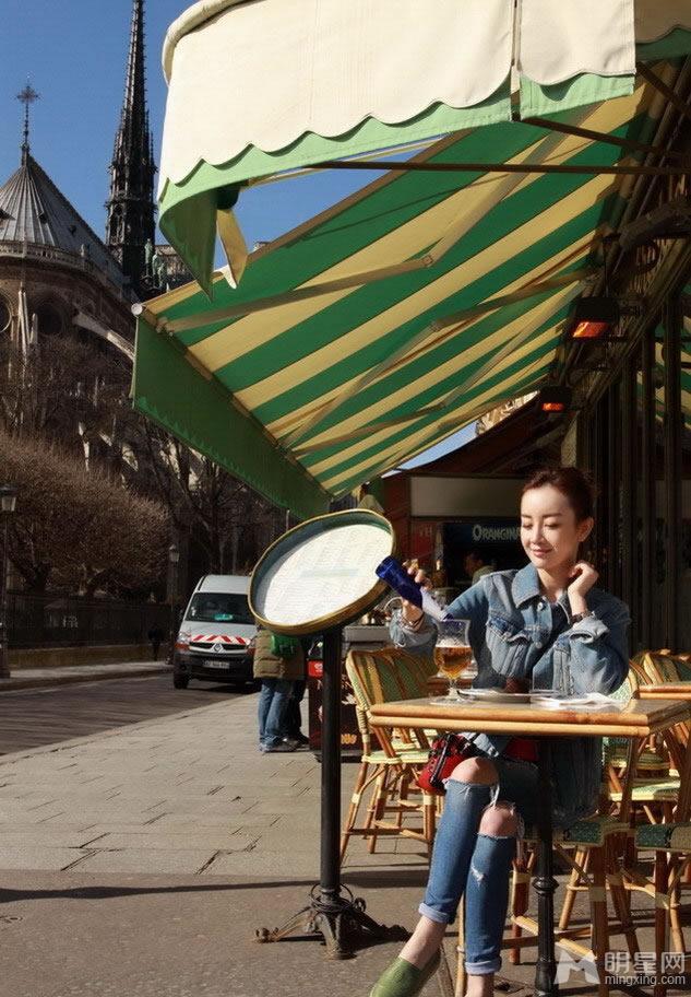 点击大图看下一张：张檬巴黎浪漫街拍 尽享午后暖阳(4)
