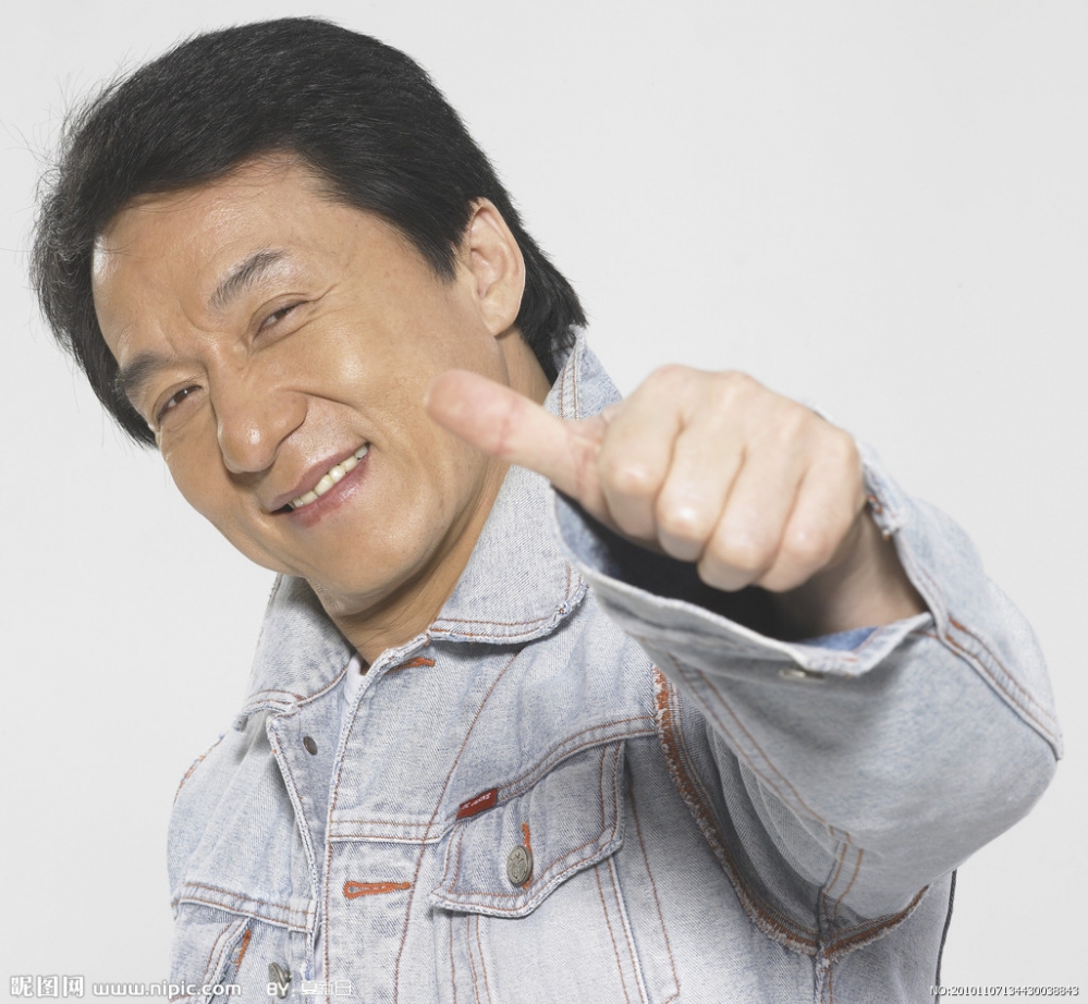 点击大图看下一张:成龙高清图片(8)