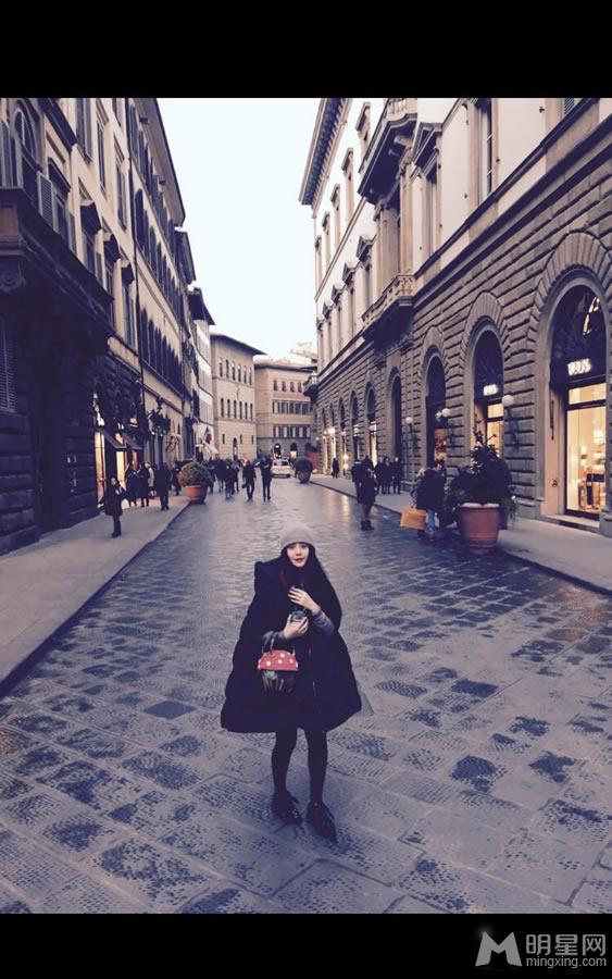 点击大图看下一张：范冰冰素颜自拍 力证无整容(6)