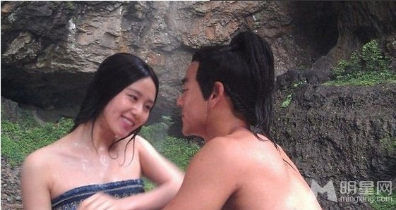 点击大图看下一张：星月传奇激情剧照 刘诗诗彭于晏湿身热吻(9)