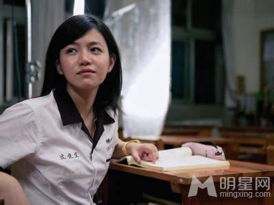 点击大图看下一张:陈妍希《那些年》高清唯美剧照 沈佳宜图片(14)