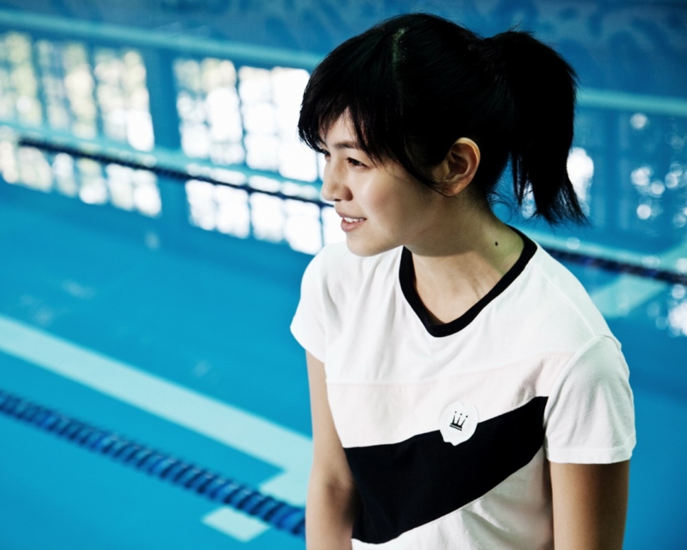 点击大图看下一张:陈妍希精美壁纸系列(30)