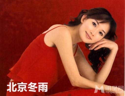 点击大图看下一张：林志玲早年写真曝光 胸部平坦似少女(6)