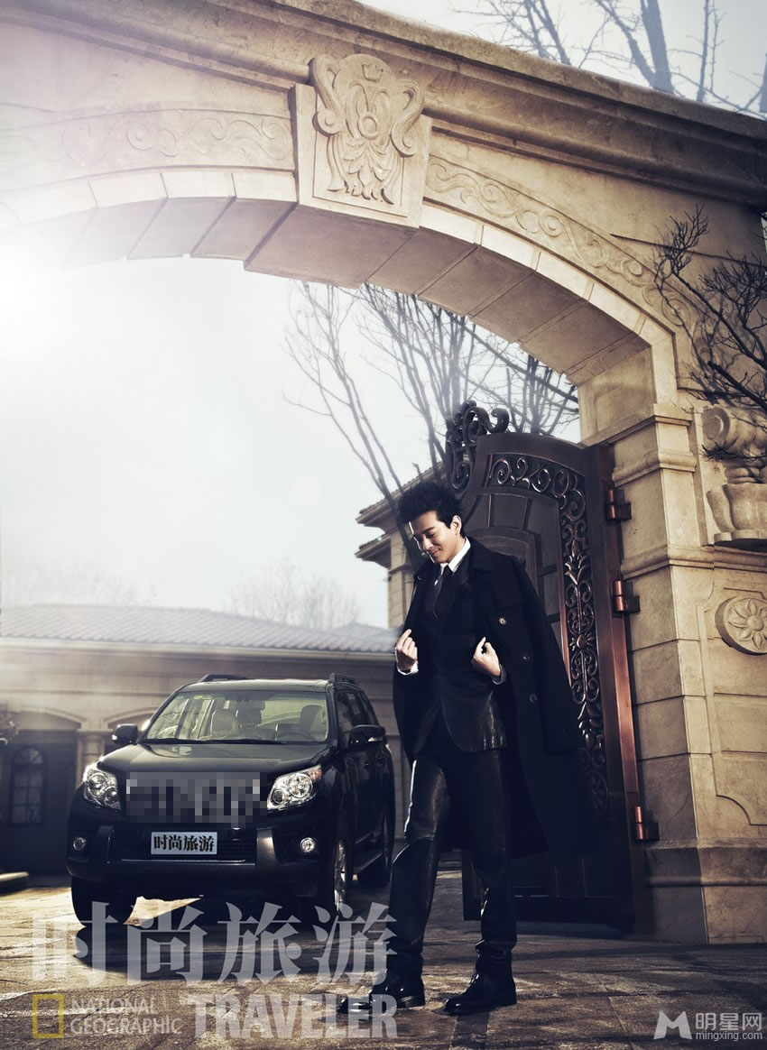 点击大图看下一张:陈晓东杂志大片 演绎浪漫柔情(0)