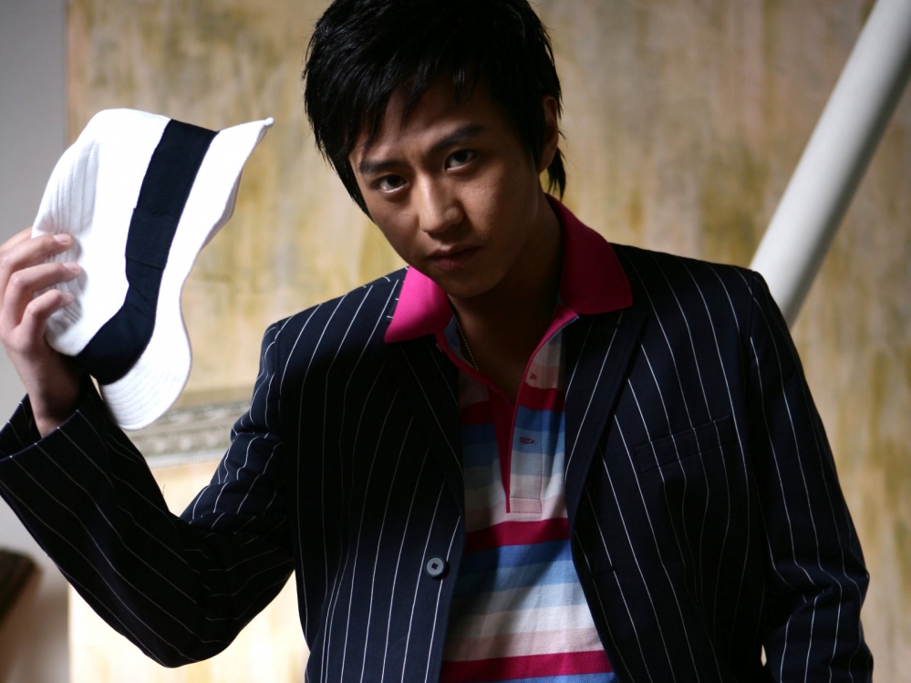 点击大图看下一张:邓超精美壁纸系列(33)