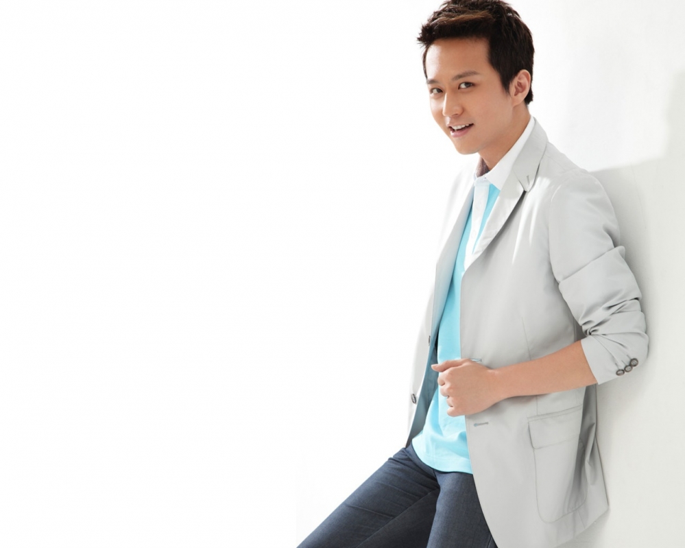 点击大图看下一张:邓超精美壁纸系列(34)