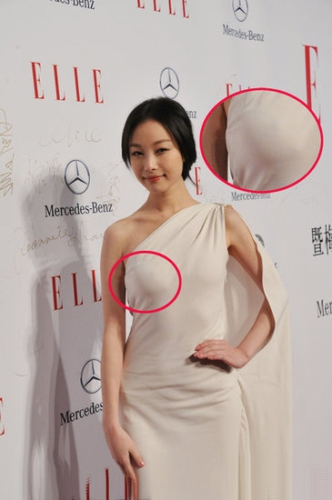 点击大图看下一张：倪妮出席时尚盛典 穿衣不慎疑似凸点(8)
