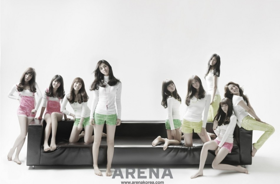 点击大图看下一张：少女时代时尚杂志ARENA摄影  青涩动人魅力爆发(2)