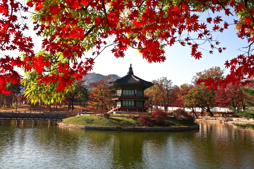 点击大图看下一张：韩国首尔景福宫建筑风景图片
