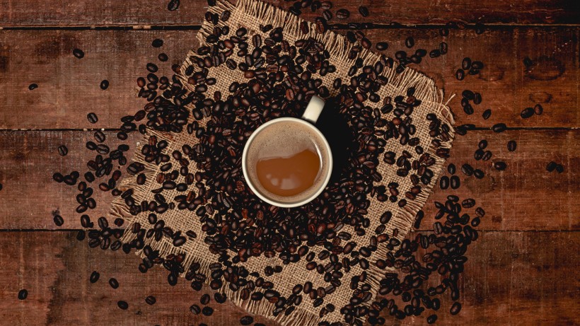 点击大图看下一张：醇香浓厚提神的咖啡豆图片