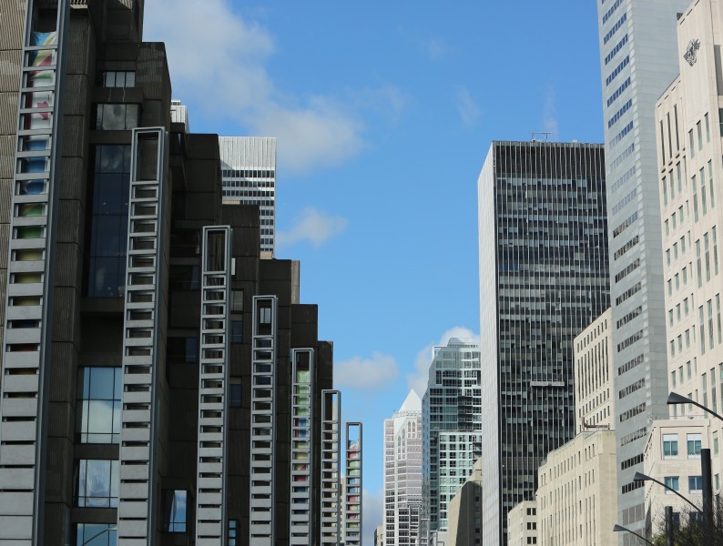 点击大图看下一张：加拿大蒙特利尔建筑风景图片