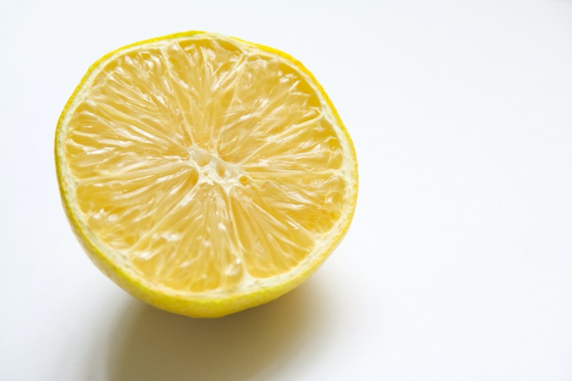 点击大图看下一张：酸甜开胃的柠檬片图片