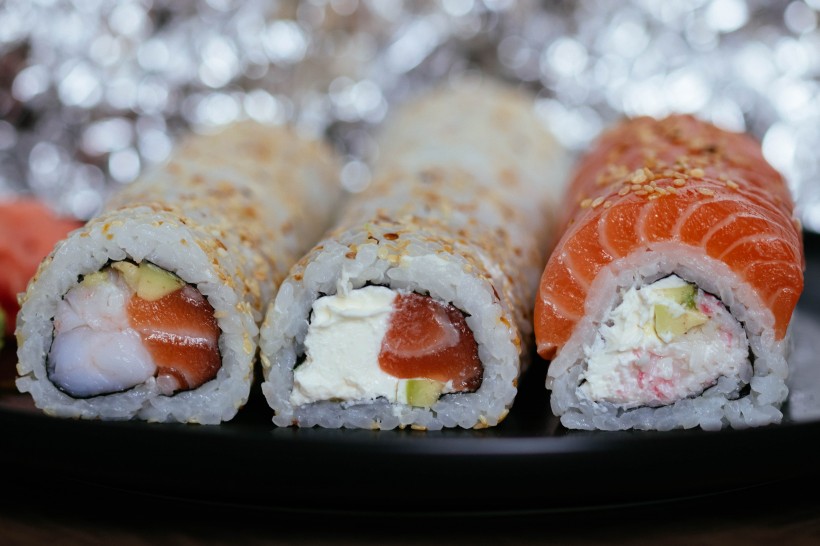 点击大图看下一张：可口美味的寿司图片