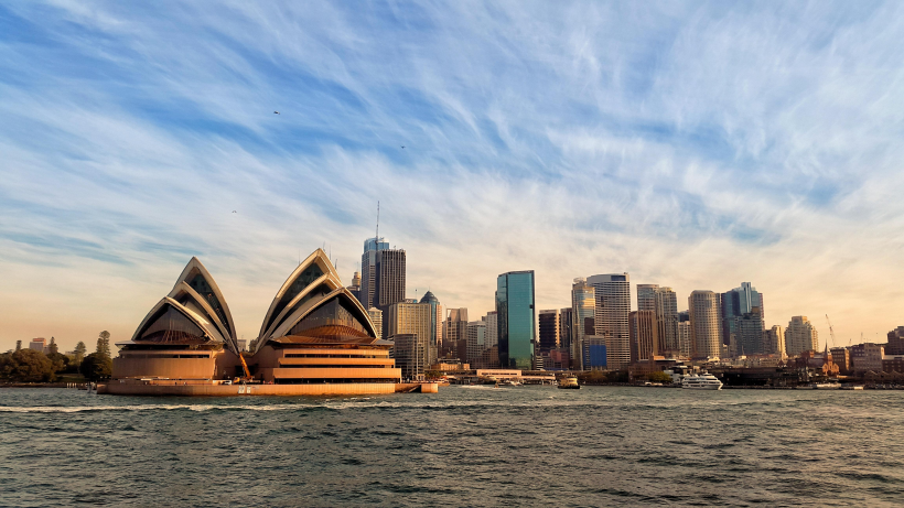 点击大图看下一张：澳大利亚悉尼歌剧院建筑风景图片