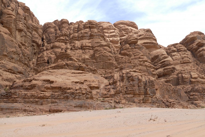 点击大图看下一张：约旦瓦迪拉姆沙漠自然风景图片