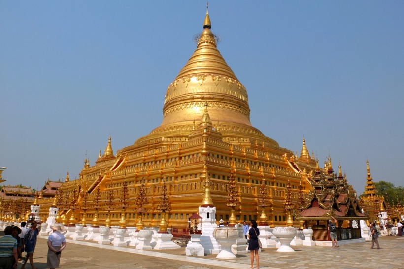 点击大图看下一张：缅甸蒲甘建筑风景图片