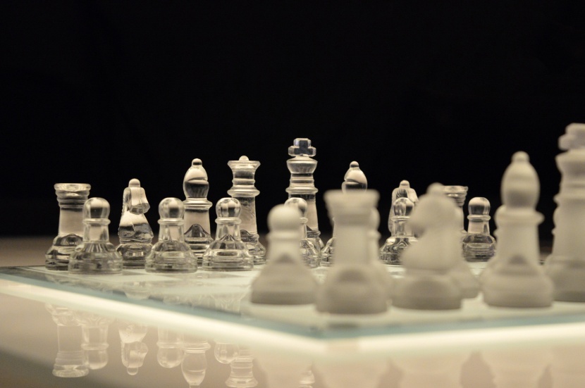 点击大图看下一张：世界通行的国际象棋图片