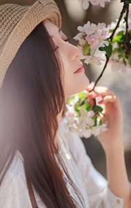 少女幽静甜美写真 芬芳可人