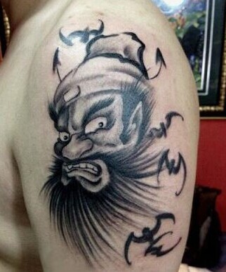 点击大图看下一张：胳膊上霸气的钟馗刺青图4