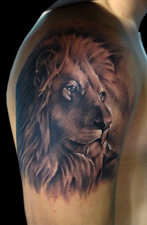 点击大图看下一张：超级霸气的胳膊狮子纹身图5
