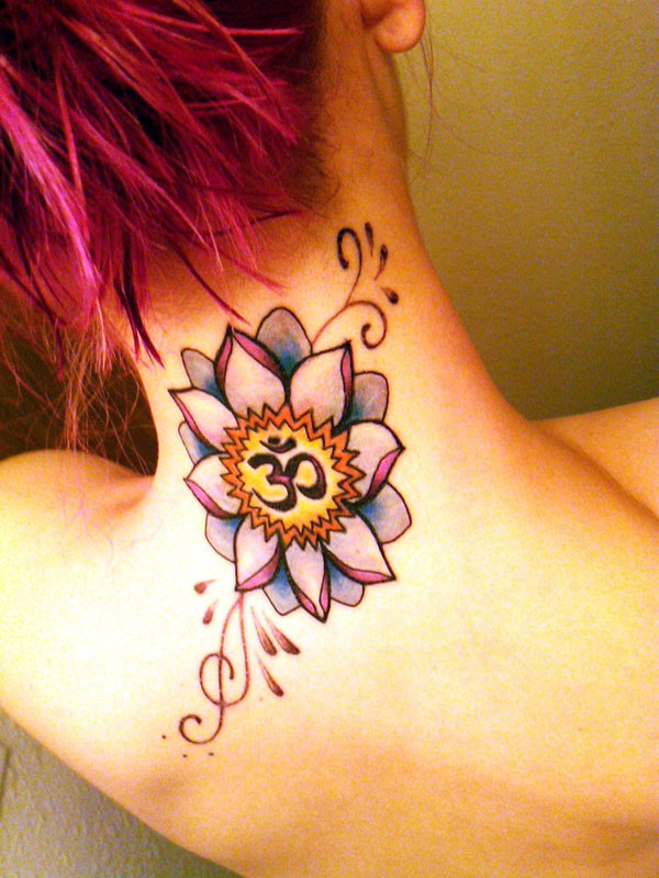点击大图看下一张：漂亮有个性的莲花梵文纹身