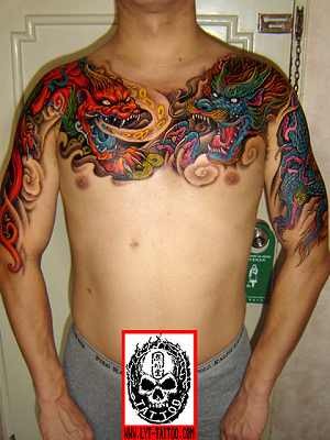 点击大图看下一张:披肩龙刺青图案图6