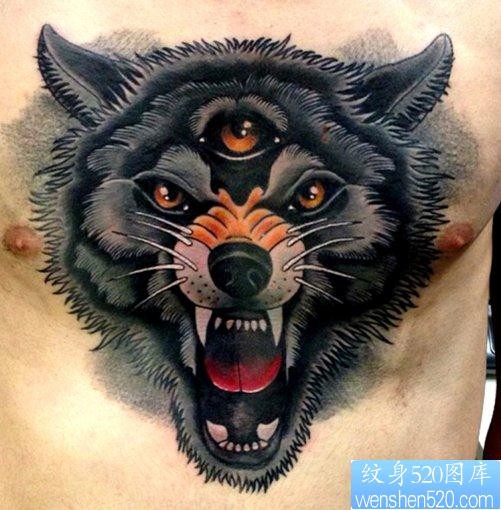 点击大图看下一张：一幅霸气的欧美狼头纹身图片