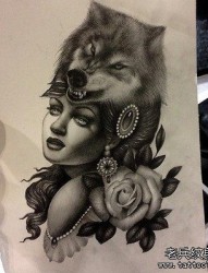 一款狼头女郎纹身图案