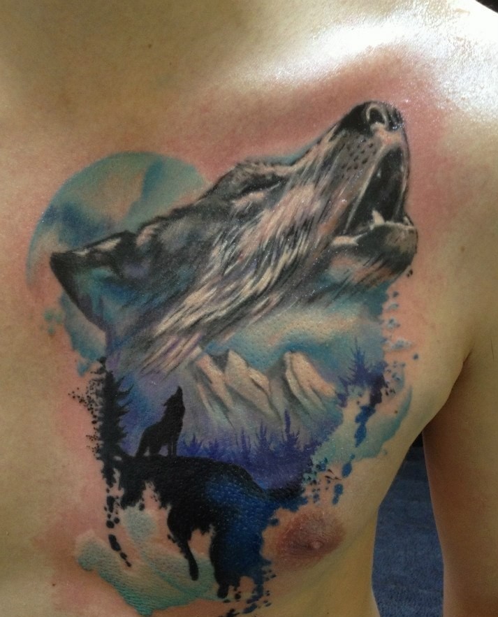 点击大图看下一张：胸部霸气有个性的狼头纹身图2