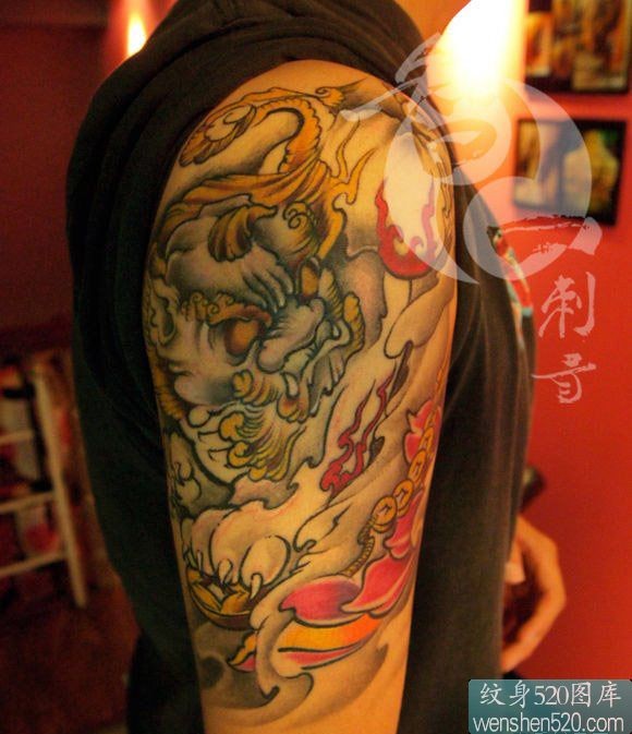 点击大图看下一张：男人手臂很酷的一款貔貅纹身图案