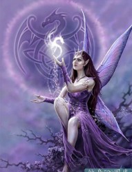游戏中的带翅膀的女天使纹身素材