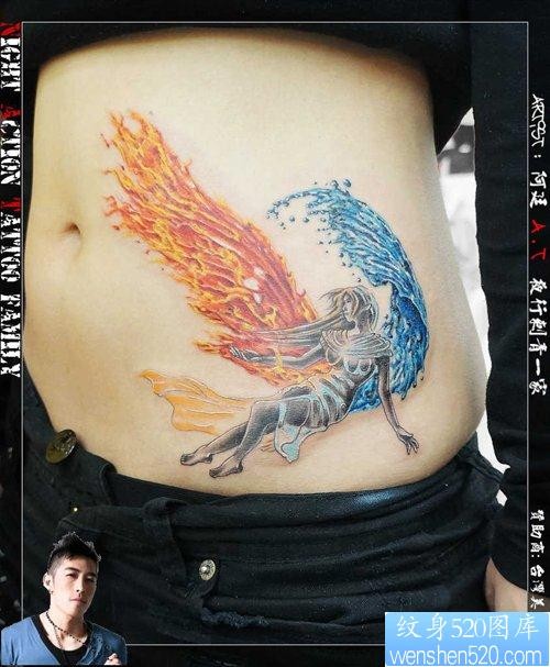 点击大图看下一张：美女腹部精美流行的彩色天使纹身图片