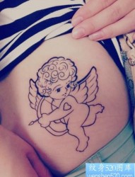 女孩子臀部小天使丘比特纹身图片