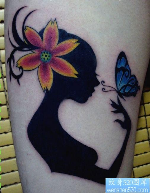 点击大图看下一张:唯美的腿部图腾精灵纹身图片