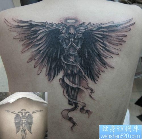 点击大图看下一张：背部流行时尚的守护天使纹身图片
