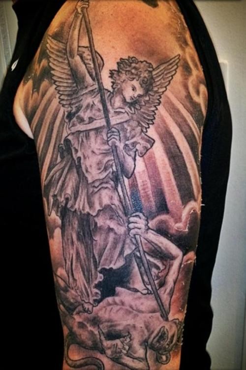 点击大图看下一张：手臂上一款个性的天使纹身图4