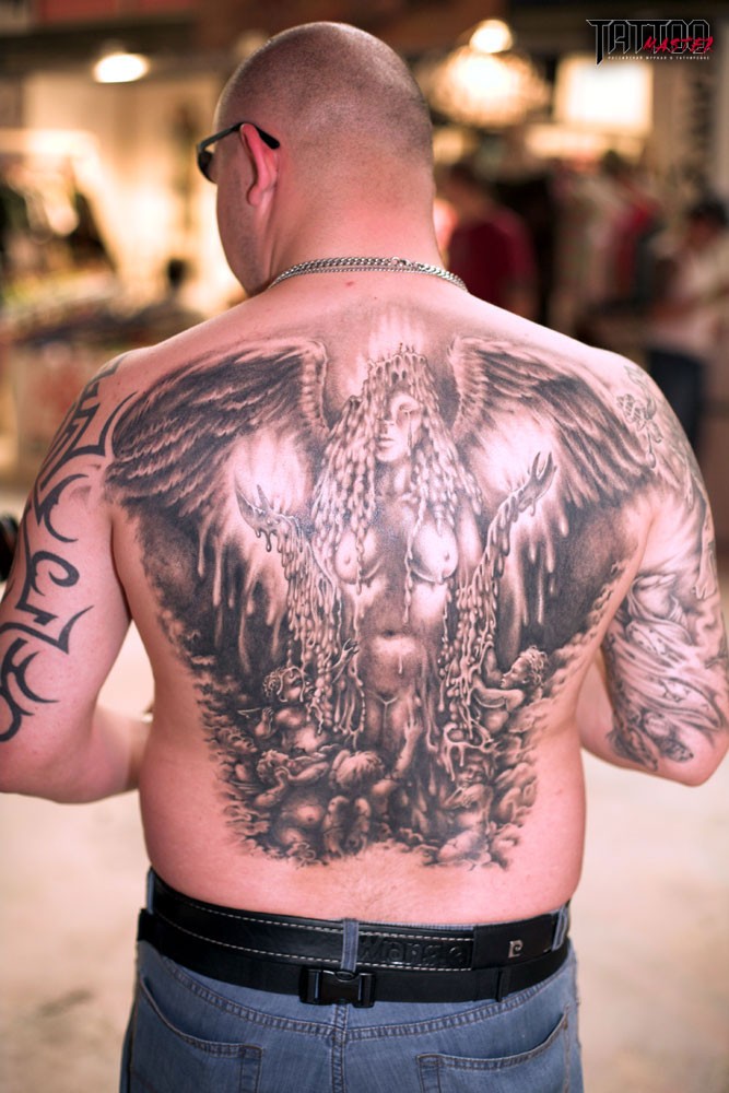 点击大图看下一张：超酷的天使纹身图2