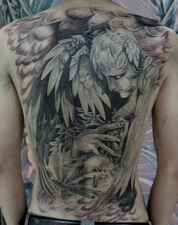 点击大图看下一张：超酷的天使纹身图3