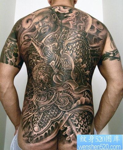 点击大图看下一张：超牛霸气的满背关公纹身图片