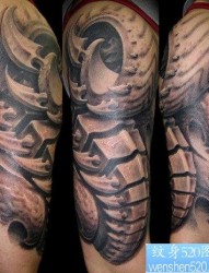 手臂超酷流行的欧美黑白3D纹身图片