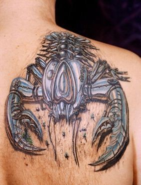 点击大图看下一张：风格迥异的3D大蝎子纹身图案