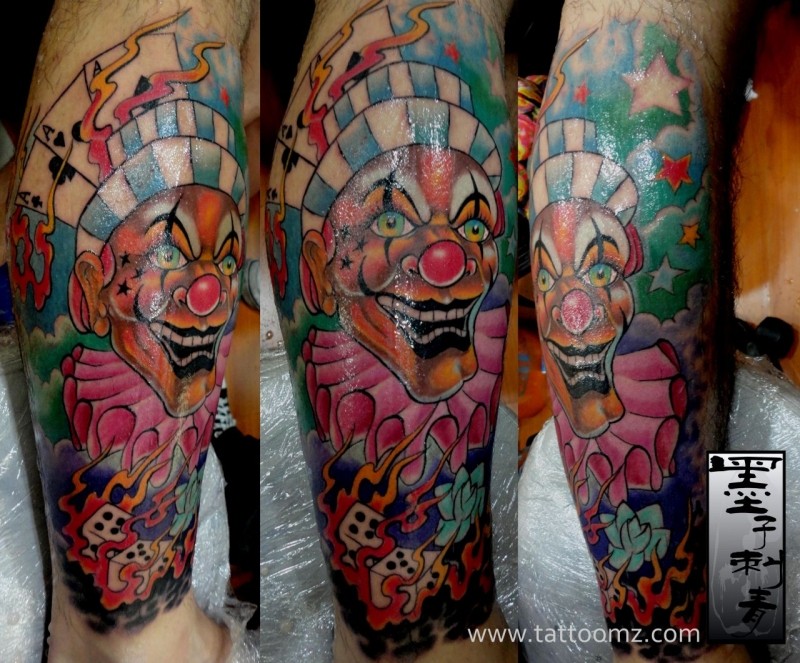 点击大图看下一张：男女超个性小丑炫彩纹身图案