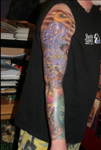 点击大图看下一张：一组男士有个性的彩色花臂纹身图案图4