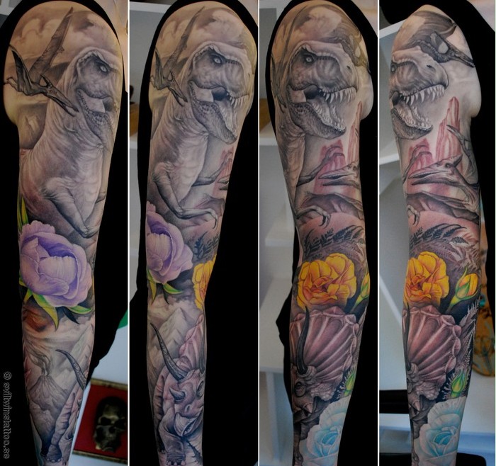 点击大图看下一张:一组不错的花臂图形参考图4