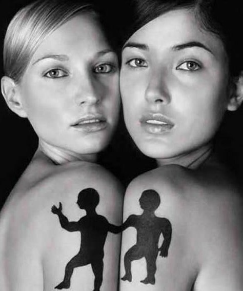 点击大图看下一张：姐妹手臂人物刺青